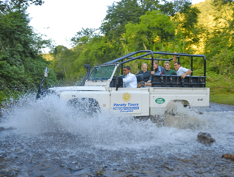 jeep tour em paraty passeio para alambique passeio para cachoeira cachoeira em paraty